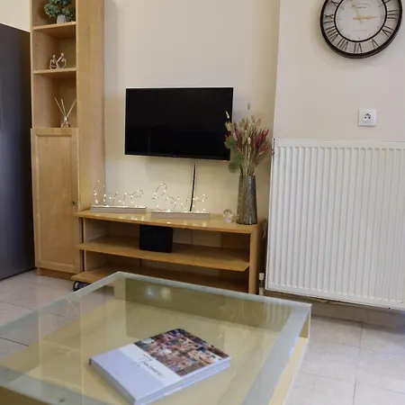 2downtown.dandelion Apartament Salonic